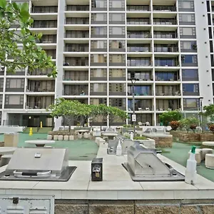 Pe'a Ocean View @waikiki Banyan +1 Free Park Apartment Honolulu